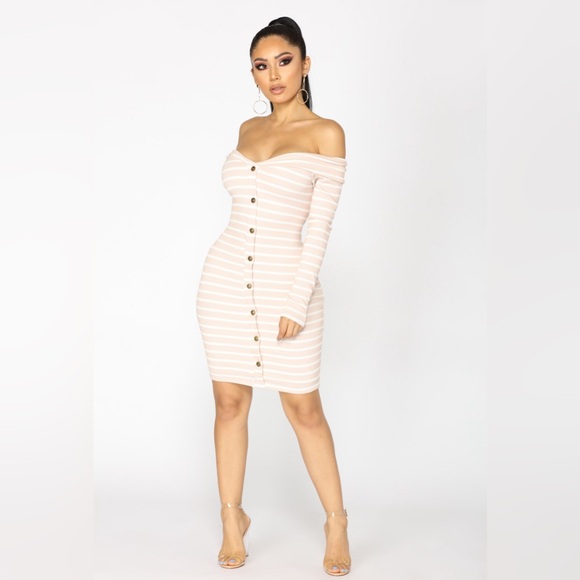 Off shoulder Midi Dress - Picture 1 of 4